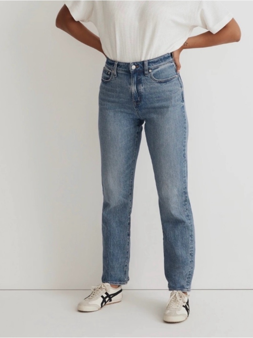 Madewell 90’s Curvy Straight-Leg Jeans in Light Blue Wash Size 29